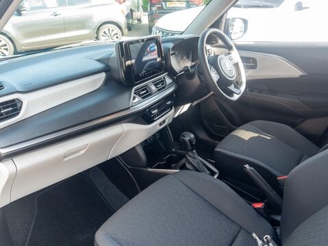 Suzuki Swift 1.2 Mild Hybrid Ultra 5dr CVT 2