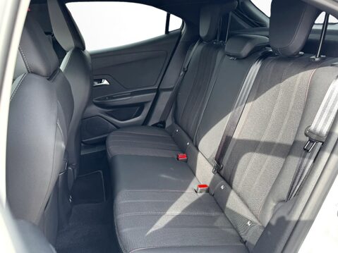 Vauxhall Mokka 1.2 Turbo SRi Premium 5dr 37