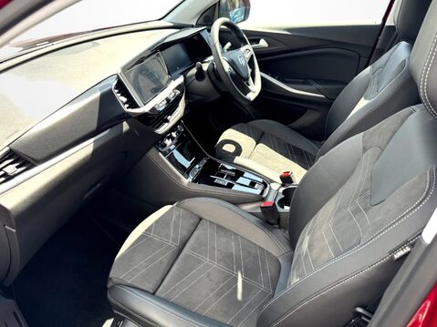 Vauxhall Grandland 1.2 Hybrid [136] Ultimate 5dr e-DCT6 2