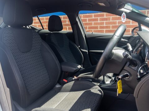 Vauxhall Astra 1.4T 16V 150 SRi 5dr 15