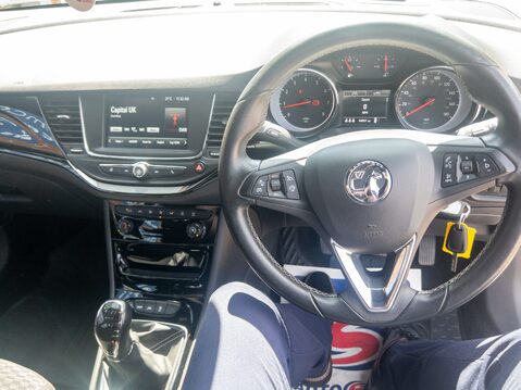 Vauxhall Astra 1.4T 16V 150 SRi 5dr 18