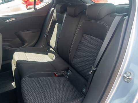 Vauxhall Astra 1.4T 16V 150 SRi 5dr 34