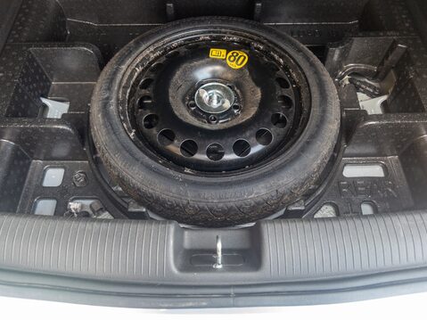 Vauxhall Astra 1.4T 16V 150 SRi 5dr 36
