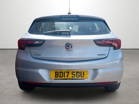 Vauxhall Astra 1.4T 16V 150 SRi 5dr 9