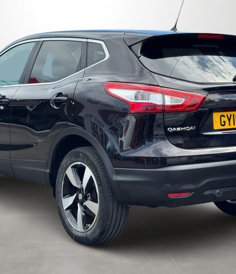 Nissan Qashqai 1.6 DiG-T N-Connecta 5dr