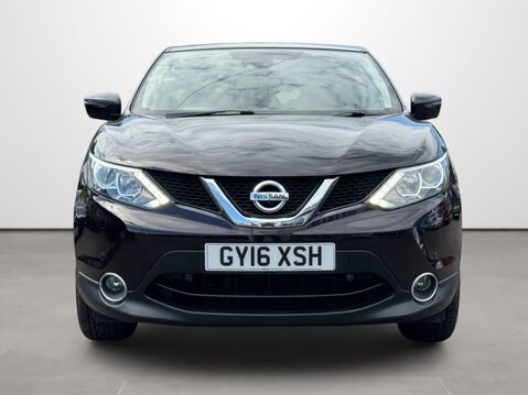 Nissan Qashqai 1.6 DiG-T N-Connecta 5dr 5
