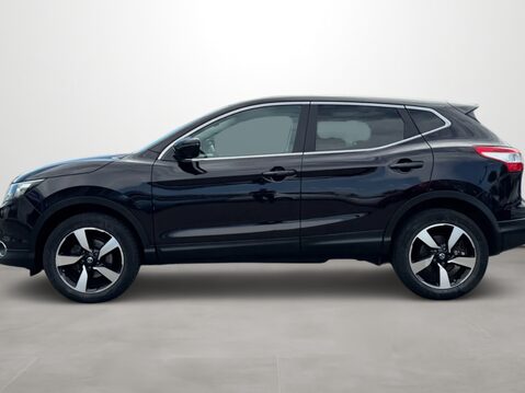 Nissan Qashqai 1.6 DiG-T N-Connecta 5dr 7