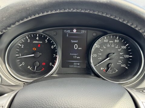 Nissan Qashqai 1.6 DiG-T N-Connecta 5dr 18