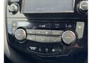 Nissan Qashqai 1.6 DiG-T N-Connecta 5dr 21