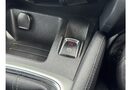 Nissan Qashqai 1.6 DiG-T N-Connecta 5dr 22