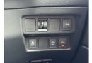 Nissan Qashqai 1.6 DiG-T N-Connecta 5dr 26
