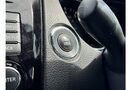 Nissan Qashqai 1.6 DiG-T N-Connecta 5dr 28