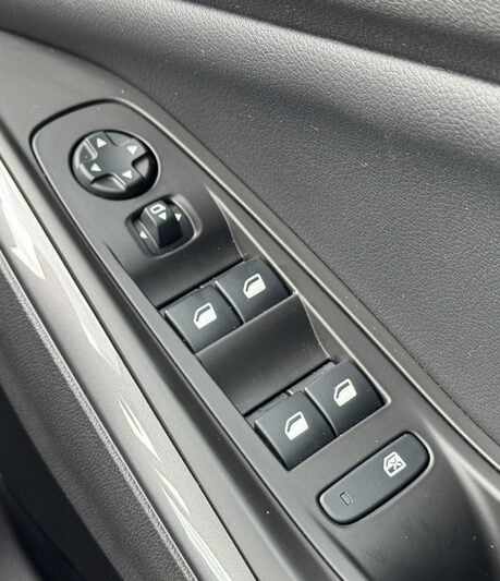 Vauxhall Grandland X 1.2 Turbo Elite Nav 5dr Auto [8 Speed]