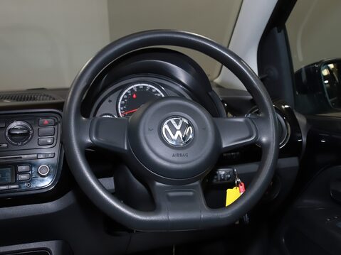 Volkswagen Up 1.0 Move Up 5dr 17