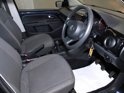 Volkswagen Up 1.0 Move Up 5dr 18