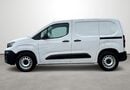Peugeot Partner 800 100kW 50kWh Professional Premium + Van Auto 7