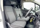 Peugeot Partner 800 100kW 50kWh Professional Premium + Van Auto 17