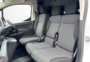 Peugeot Partner 800 100kW 50kWh Professional Premium + Van Auto 18