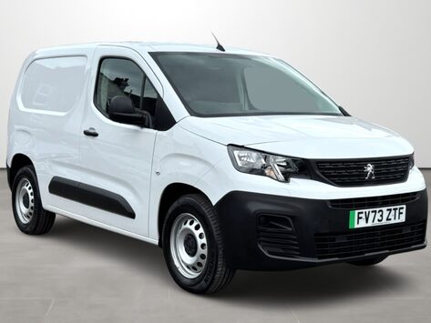 Peugeot Partner 800 100kW 50kWh Professional Premium + Van Auto