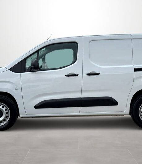 Peugeot Partner 800 100kW 50kWh Professional Premium + Van Auto