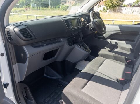 Peugeot Expert 1000 100kW 75kWh Professional Van Auto 3