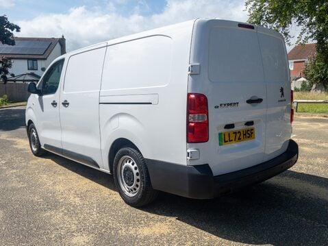 Peugeot Expert 1000 100kW 75kWh Professional Van Auto 4