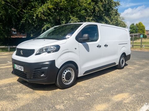 Peugeot Expert 1000 100kW 75kWh Professional Van Auto 7