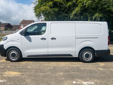 Peugeot Expert 1000 100kW 75kWh Professional Van Auto 8