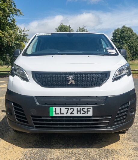 Peugeot Expert 1000 100kW 75kWh Professional Van Auto
