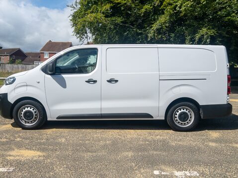 Peugeot Expert 1000 100kW 75kWh Professional Van Auto 8