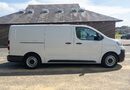 Peugeot Expert 1000 100kW 75kWh Professional Van Auto 11