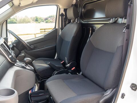 Nissan E-NV200 80kW Acenta Van Auto 40kWh 2