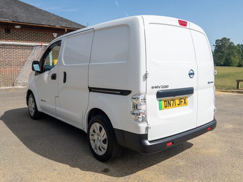 Nissan E-NV200 80kW Acenta Van Auto 40kWh 3