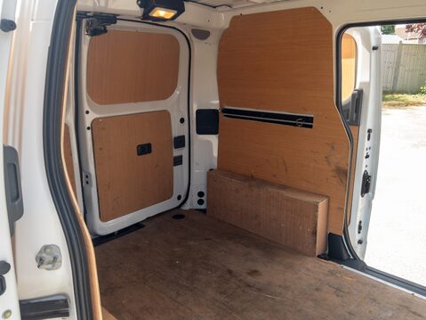 Nissan E-NV200 80kW Acenta Van Auto 40kWh 15
