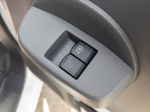 Nissan E-NV200 80kW Acenta Van Auto 40kWh 20