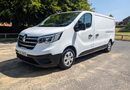 Renault Trucks Uk Trafic dCi 130 3T1 H1 Van Red Edition 6