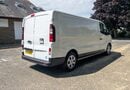 Renault Trucks Uk Trafic dCi 130 3T1 H1 Van Red Edition 9