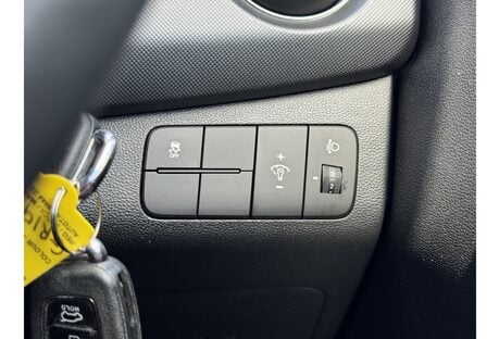 Hyundai i10 1.2 Premium 5dr