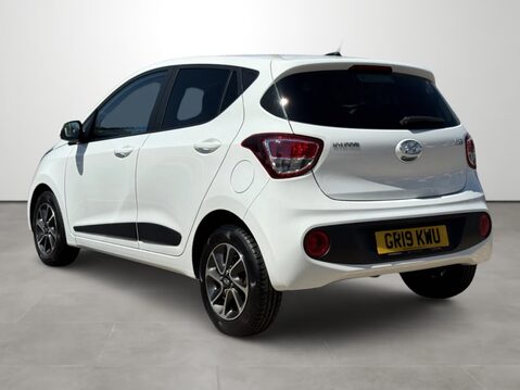 Hyundai i10 1.2 Premium 5dr 8