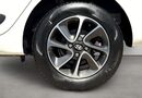 Hyundai i10 1.2 Premium 5dr 15