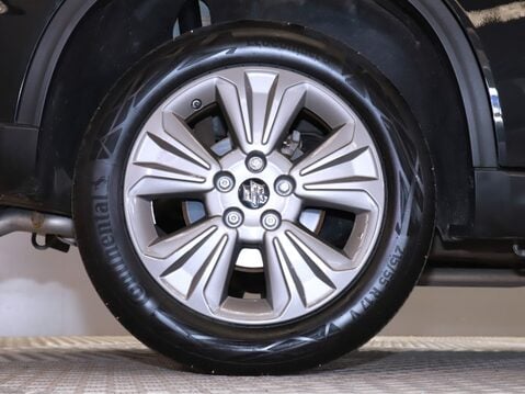 Suzuki Vitara 1.5 Hybrid SZ5 5dr AGS 11