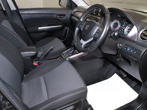 Suzuki Vitara 1.5 Hybrid SZ5 5dr AGS 18