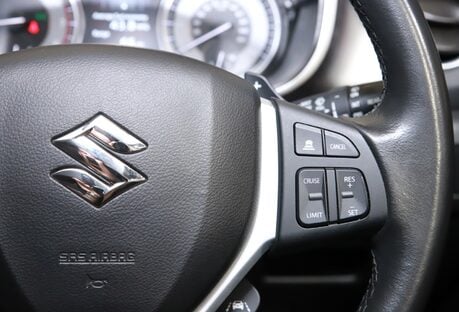 Suzuki Vitara 1.5 Hybrid SZ5 5dr AGS