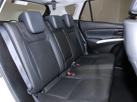 Suzuki SX4 S-Cross 1.4 Boosterjet 48V Hybrid SZ5 5dr 34