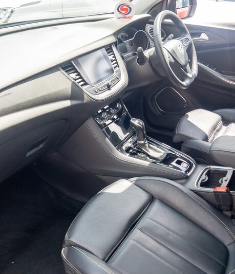 Vauxhall Grandland X 1.2 Turbo Elite Nav 5dr Auto [8 Speed]