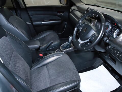 Suzuki Vitara 1.4 Boosterjet SZ5 5dr Auto 19