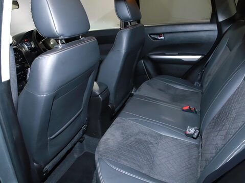 Suzuki Vitara 1.4 Boosterjet SZ5 5dr Auto 34