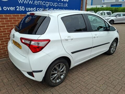Toyota Yaris 1.5 VVT-i Icon 5dr [Nav] 9