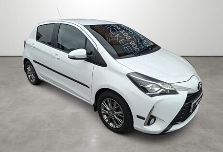 Toyota Yaris 1.5 VVT-i Icon 5dr [Nav]