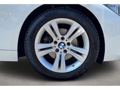 BMW 3 Series 320i Sport 5dr Step Auto 9